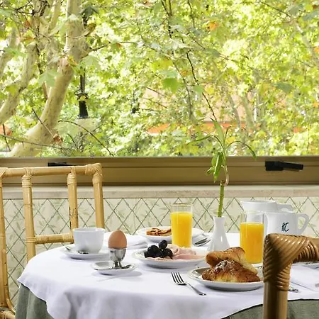 Ξενοδοχείο Commodore 4*