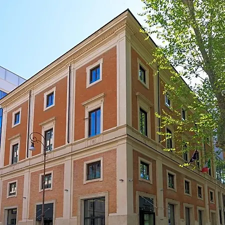Hotel Commodore